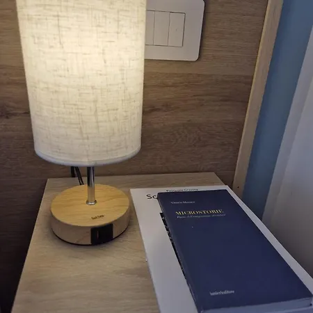 Civico 41 Alloggio in famiglia *