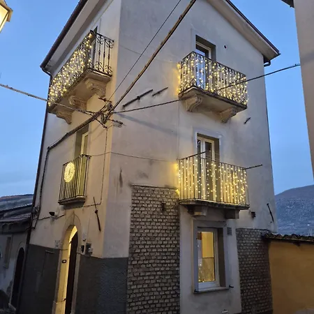 منزل للإقامة Civico 41 Pettorano sul Gizio